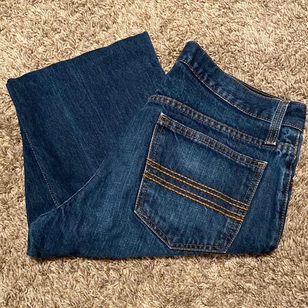 Men’s Cinch Jeans. 30/34 Dark wash. Great condition, with no wear on hems.